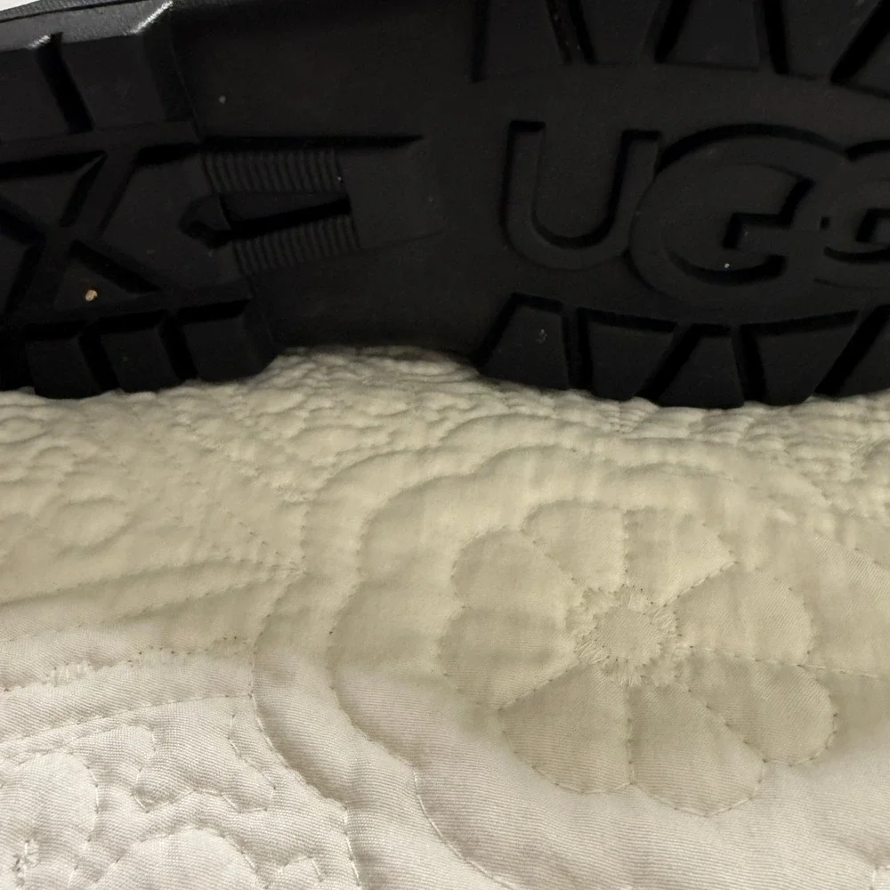 UGG Australia Sundance‎ II Tall Boots Womens 9 Black Sheepskin Shearling